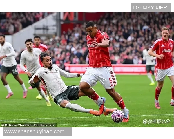 英超激战波尔图逆转尤文图斯红牌争议引发全场热议